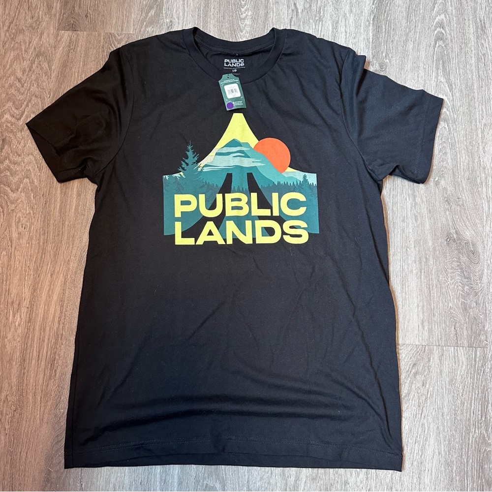 Public Lands Men’s Graphic Tee - Size Large - NWT!